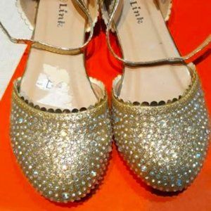 Brand Link, Size 3 little girl, Color MetallicGold with faux diamond like stones